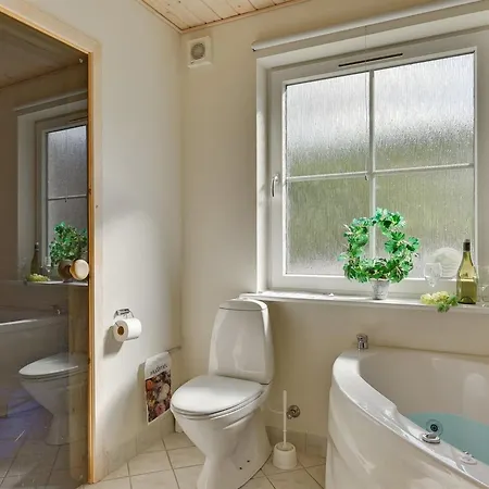 Fausta - 150m To The Fjord By Interhome